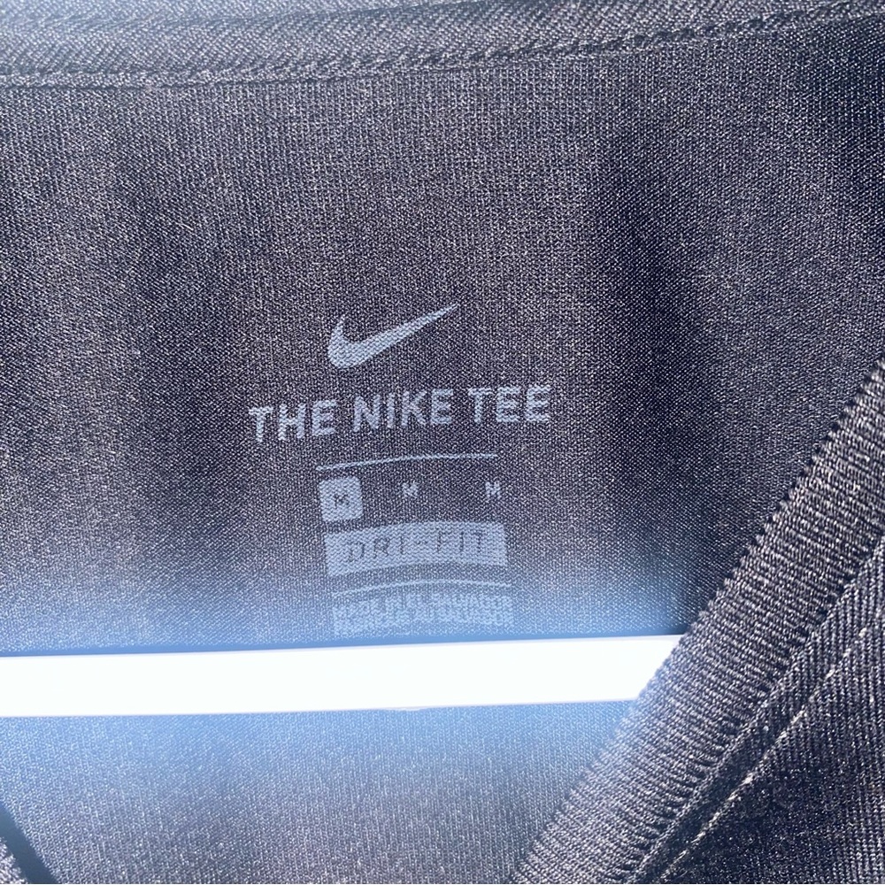 nike tank top - Picture 2 of 2